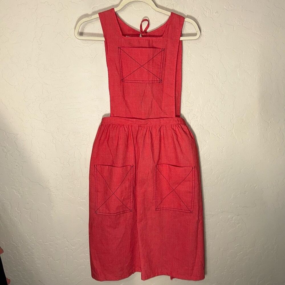 Design house vintage style red apron